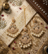Maang Tikka Earrings Set