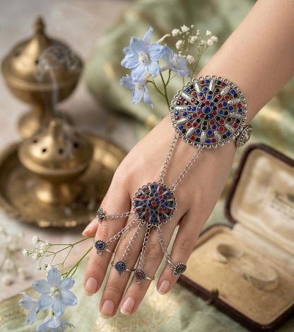 Antique Five Finger Hand Chain Bracelet