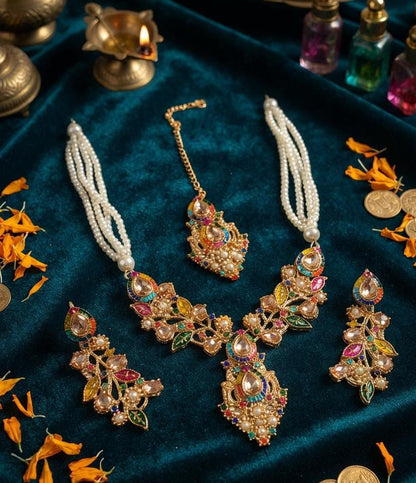 Zarcoon Choker Necklace Set with Earrings & Maang Tikka