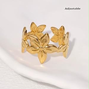 Golden Flower Pattern Ring